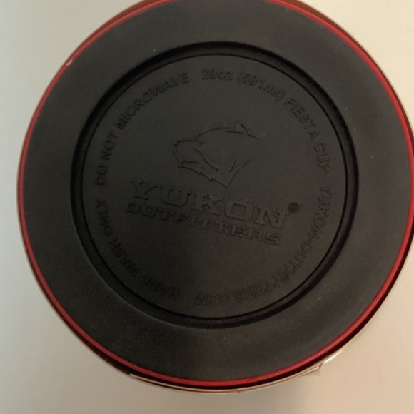 Buc-ee’s Fiesta Cup Bucees Beer Pong 20oz Yukon Outfitters with Ball and Sticker - Picture 7 of 7